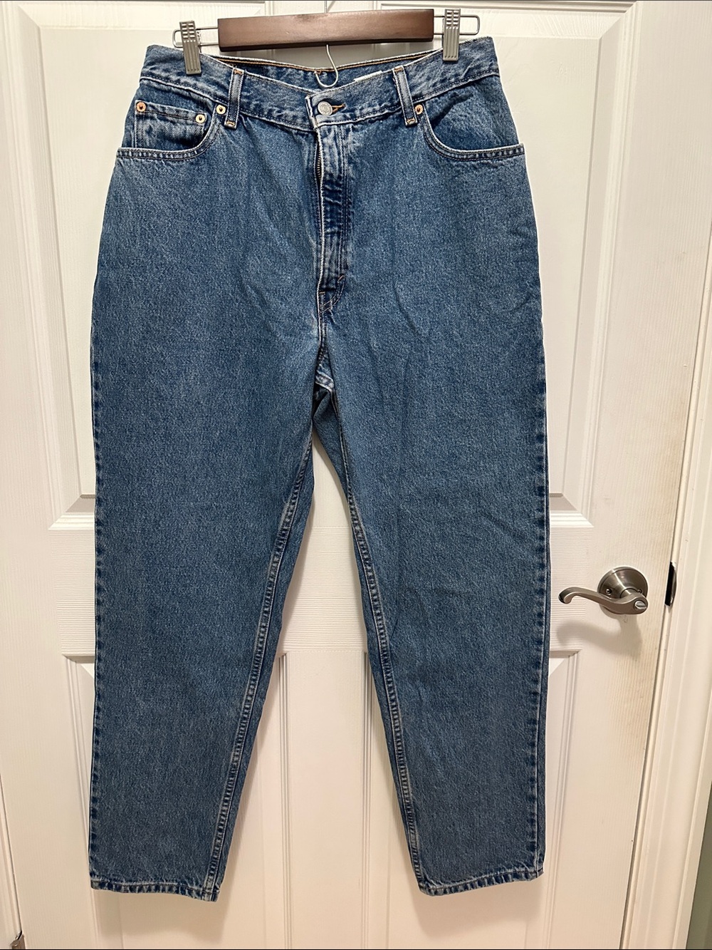 Vintage Levi's Relaxed Straight Blue Denim Jeans